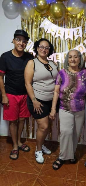 Foto de Irma, Yonardo y